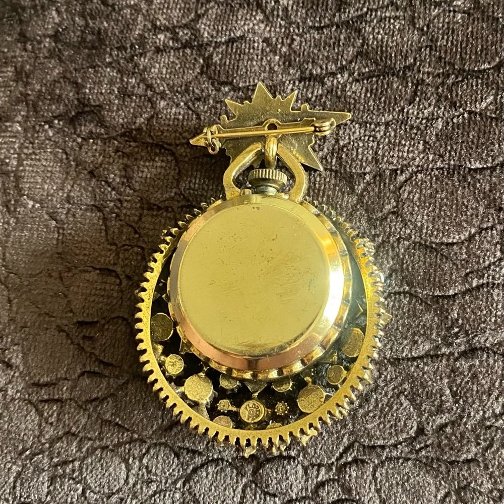 Vintage Ingraham Jeweled Star Brooch Pocket Watch - Picture 4 of 4